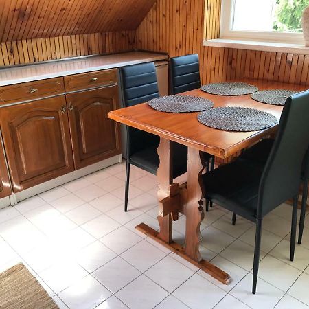 Ferienwohnung Rozsavoelgy Apartman Balatonlelle Exterior foto